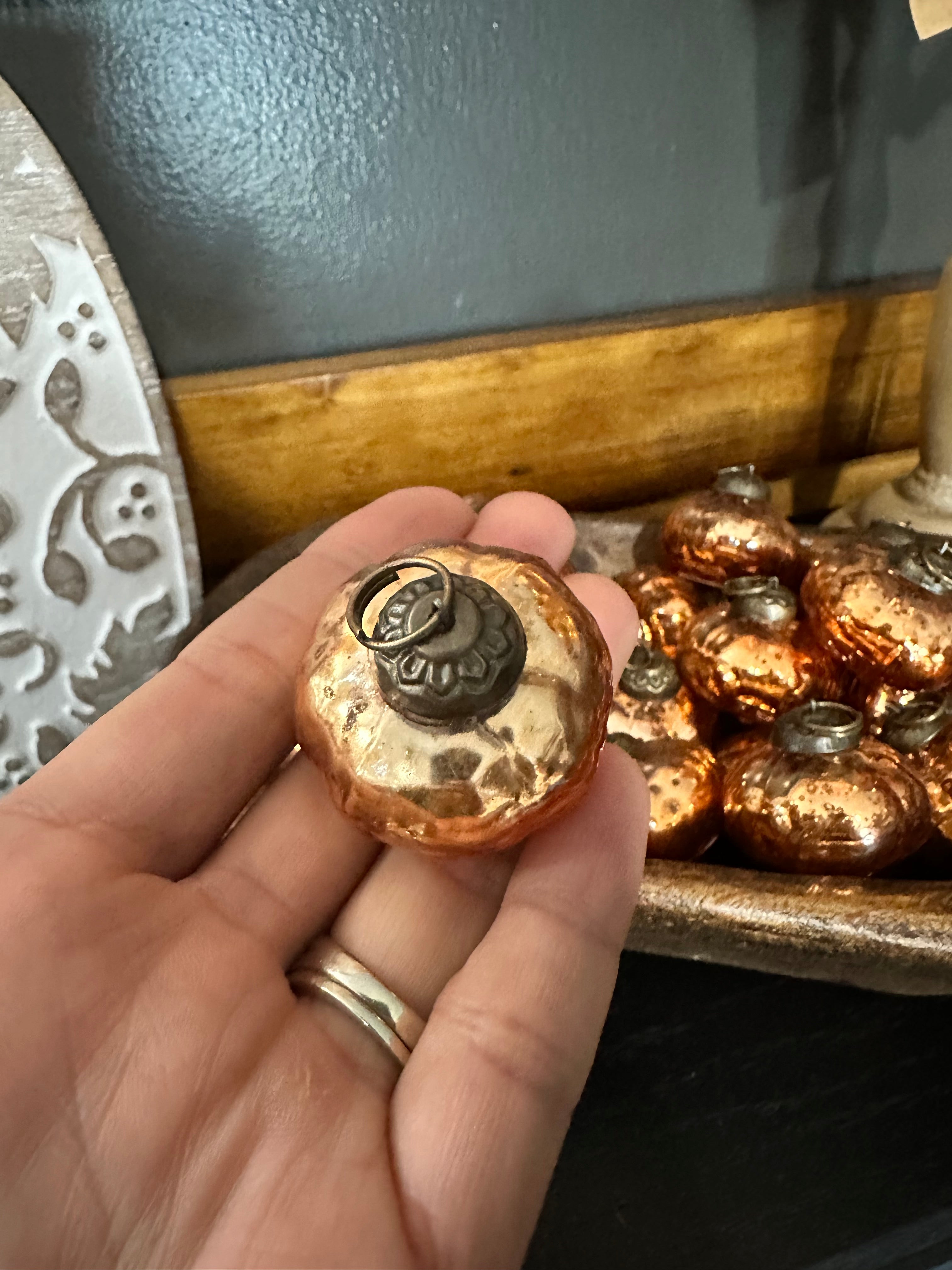 Mini Glass Antique Pumpkin
