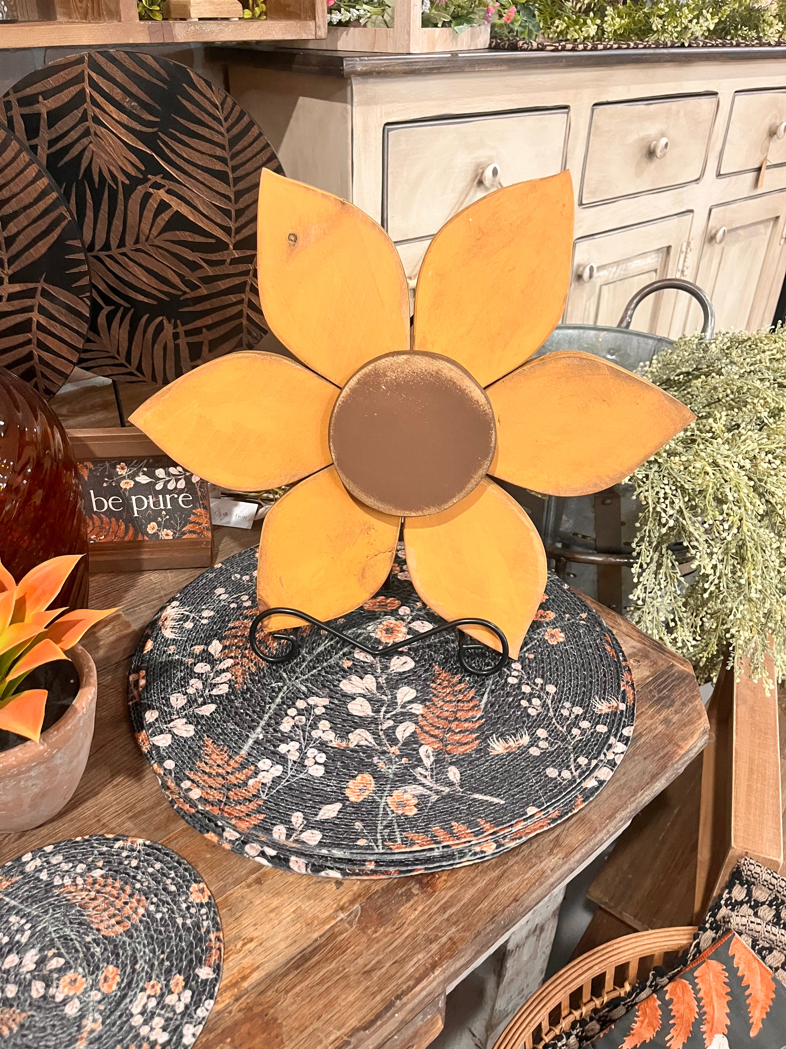 Indoor/Outdoor Wooden Flower